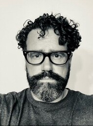 世界的に活躍するガラス作家が富山で作品を制作します！