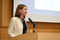 駐日スウェーデン大使が福井大学で特別講義 ―ノーベル賞、ジェンダー平等、変化する欧州を語る　学生との直接対話や地域企業との意見交換も―