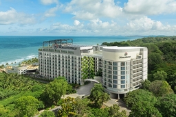 Awaken Your Senses: Embrace the Golden Hour Privilege at WorldHotels Long Beach Resort Phu Quoc