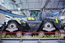 Zoomlion Unveils 1,600-Horsepower 9DX Hybrid Tractor for Large-Scale Farming